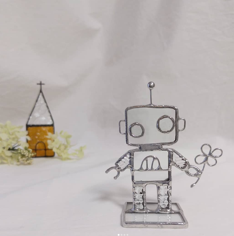 ステンドグラスロボット